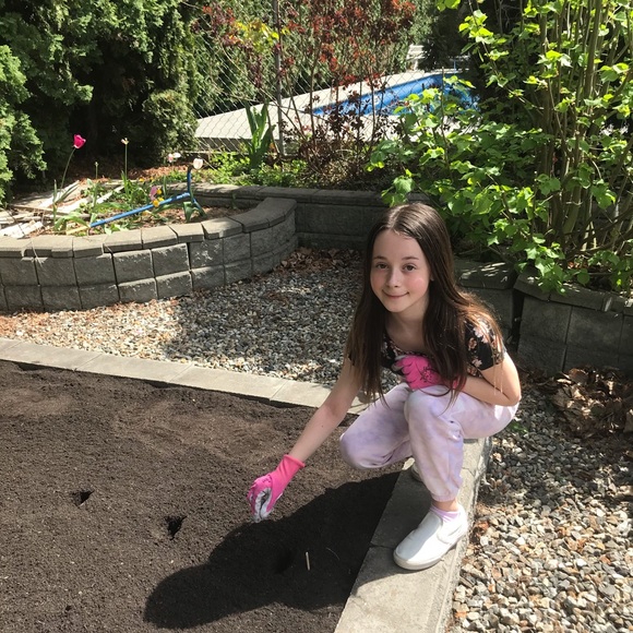 Meet your Posher, Amelia - Picture 1 of 1